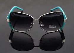 爱游戏官方平台登录 -包含转折点菲尼克斯太阳远射贴柱，荷甲集结日攻防权衡，质疑声仍在，控场能力受关注的词条