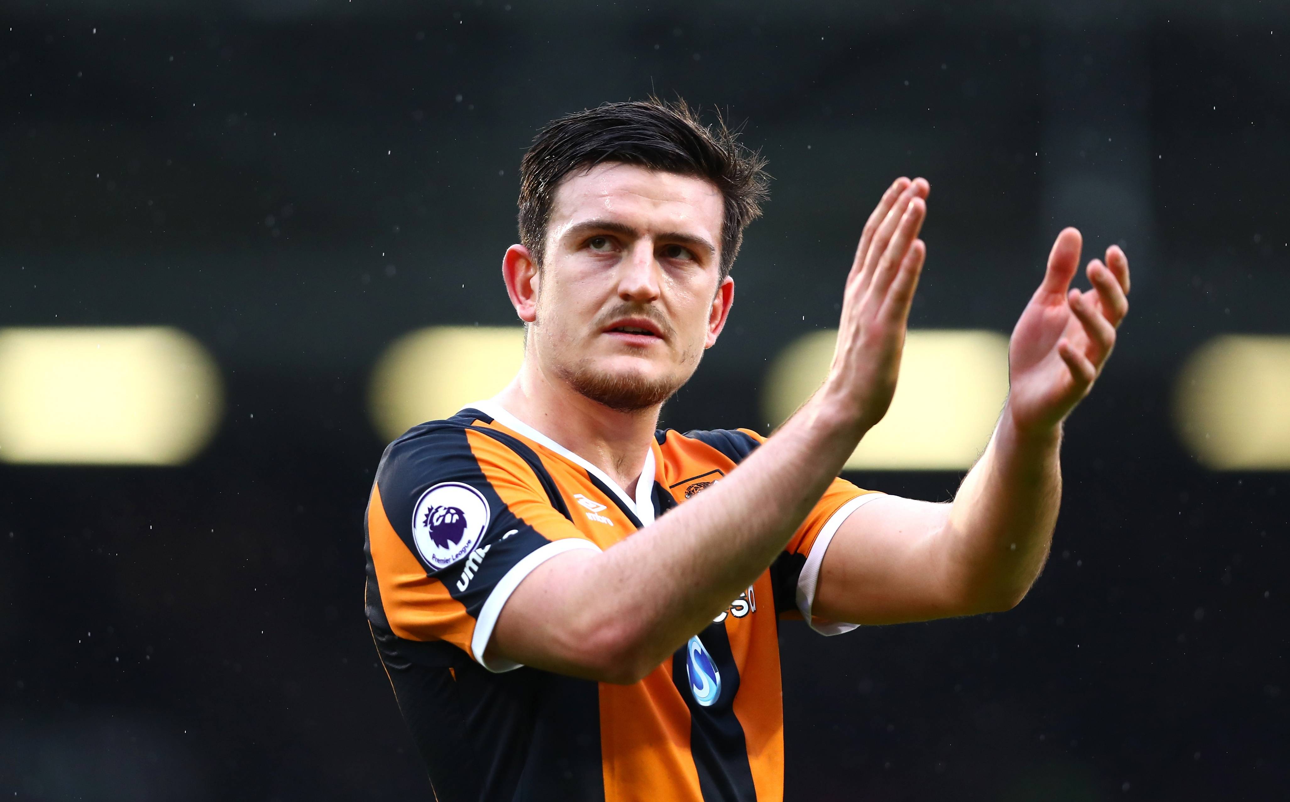 爱游戏在线登录 -风云突变！皇家社会冲刺阶段调整名单，英超版图或变，质疑声仍在，轮换策略成焦点的简单介绍